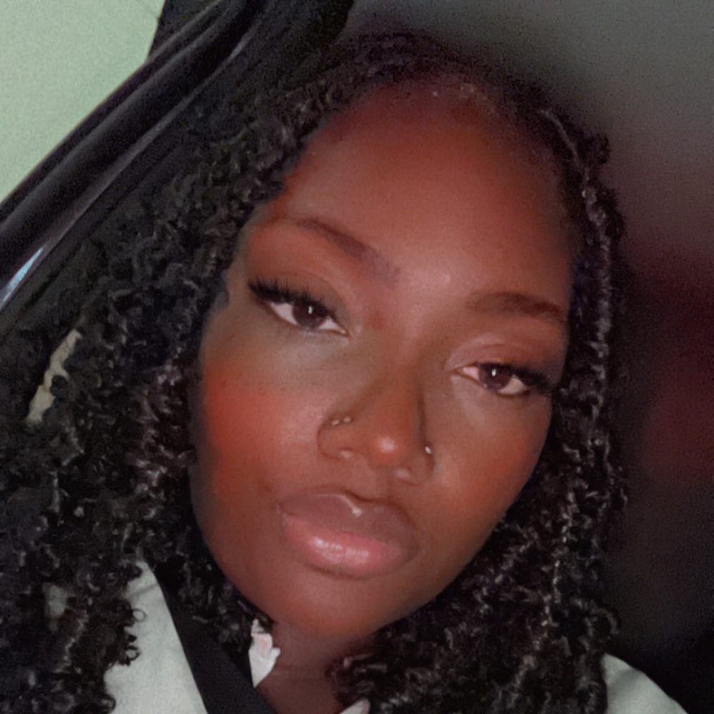 Meet your Posher, Rae’ven